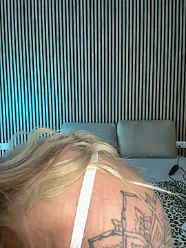 NastyMilf  online show from January 12, 9:14 am