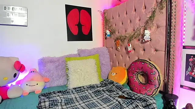 LillyCandy online show from May 10, 7:19 pm