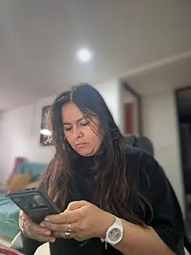 Snapshot of Ixchel_Anaid chatting on October 18, 2:18 pm Ixchel Anaid online show from October 18, 2:18 pm