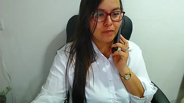 Snapshot of Ixchel_Anaid chatting on October 26, 3:23 am Ixchel Anaid online show from October 26, 3:23 am