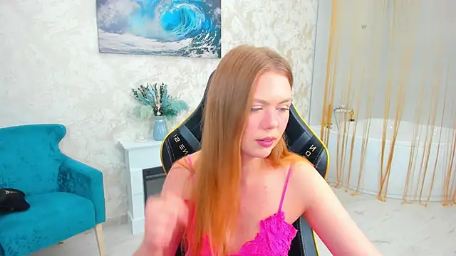 Strawberrye online show from October 4, 3:26 am