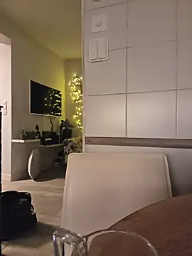 Snapshot of painslutfr chatting on November 7, 4:45 am painslutfr online show from November 7, 4:45 am