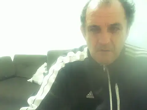 ConradinhoBR50 online show from May 21, 10:06 pm
