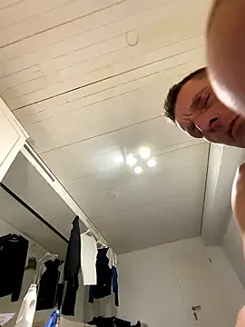 Snapshot of Goldmedall chatting on February 2, 10:30 pm Goldmedall online show from February 2, 10:30 pm