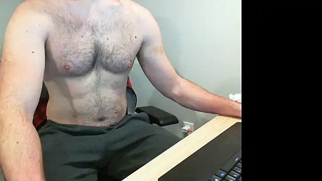 Snapshot of Bloopers66 chatting on February 7, 1:32 pm Bloopers66 online show from February 7, 1:32 pm