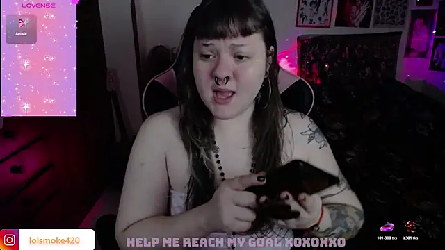 Snapshot of Bdsm_and_fries chatting on December 4, 7:39 am Bdsm and fries online show from December 4, 7:39 am