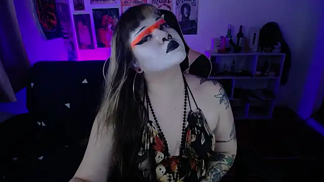 Bdsm and fries online show from May 15, 3:30 pm
