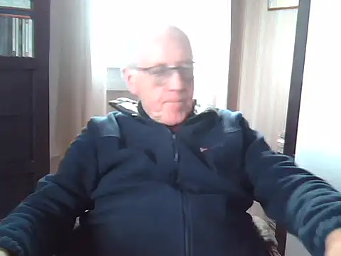 johnjohn622662 online show from April 3, 2:04 pm