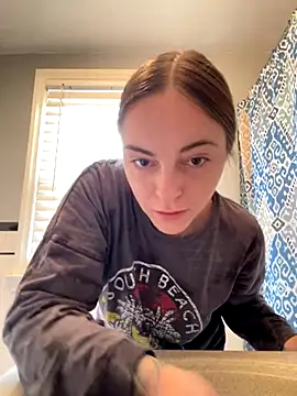 jaseyrae online show from November 15, 4:47 pm