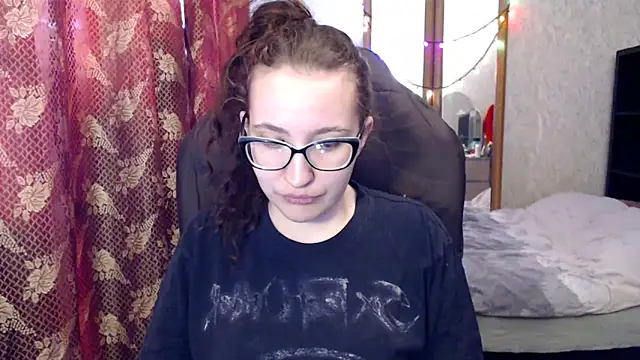 AnKey Rayah online show from May 2, 5:45 am