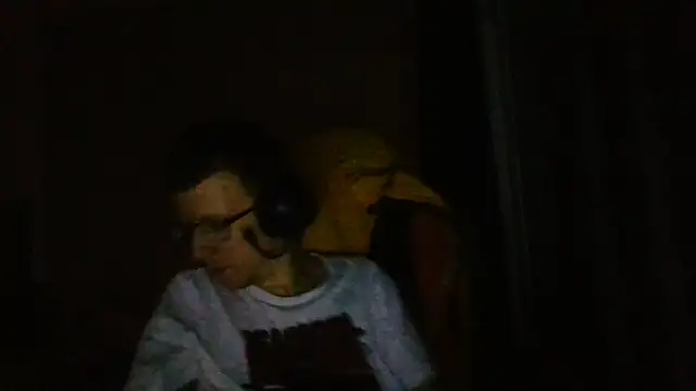 David250692 online show from March 22, 1:14 pm