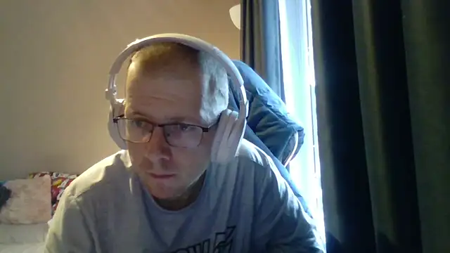 David250692 online show from March 27, 8:48 am