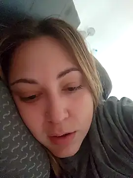 sofiabichota online show from September 26, 7:45 am