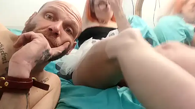 Snapshot of ganjaman871231 chatting on March 28, 8:14 am ganjaman871231 online show from March 28, 8:14 am