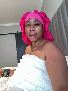 CurvyDesire1 online show from May 12, 6:43 am
