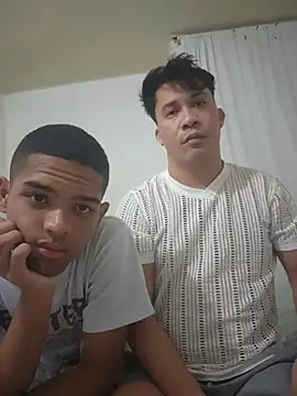 boyhot23x online show from July 17, 4:52 am