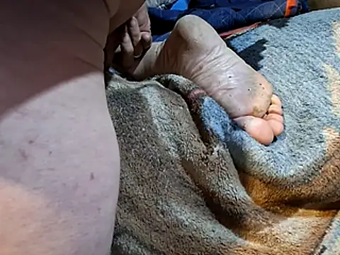 bobbybullit online show from November 20, 6:57 am