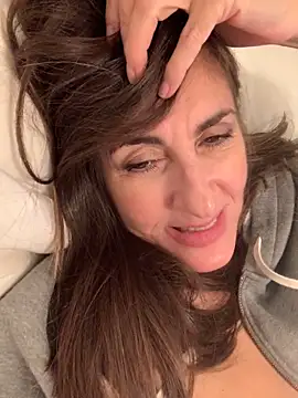 Snapshot of PreciousKittyXO chatting on January 7, 6:56 pm PreciousKittyXO online show from January 7, 6:56 pm