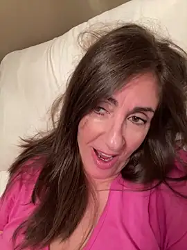 Snapshot of PreciousKittyXO chatting on January 15, 4:00 pm PreciousKittyXO online show from January 15, 4:00 pm