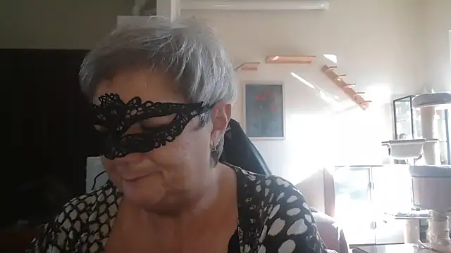 simona60 online show from October 8, 1:20 pm