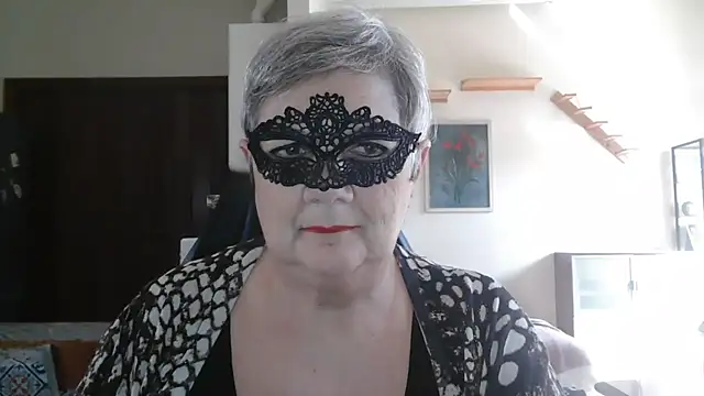 Snapshot of simona60 chatting on April 8, 1:11 pm simona60 online show from April 8, 1:11 pm