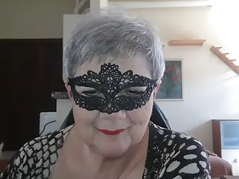 Snapshot of simona60 chatting on May 1, 1:16 pm simona60 online show from May 1, 1:16 pm