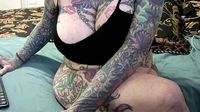 Snapshot of pamelagunns chatting on February 23, 5:21 pm pamelagunns online show from February 23, 5:21 pm