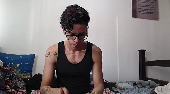 alisterxxx online show from January 21, 7:17 pm