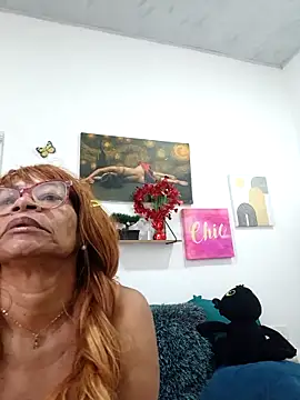 BustyMilf  online show from May 3, 1:28 pm