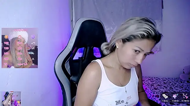 ninatiny online show from January 15, 10:20 am