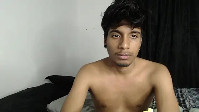 Snapshot of stevenosori chatting on October 22, 11:37 pm stevenosori online show from October 22, 11:37 pm