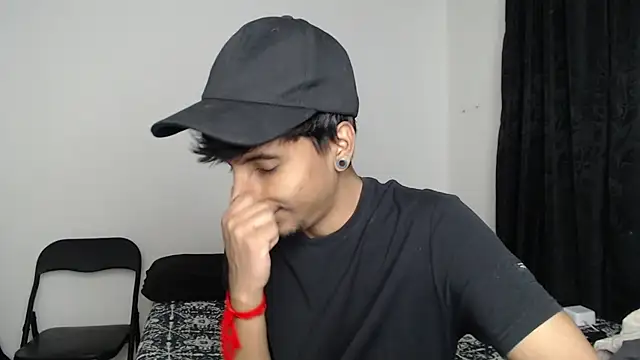 Snapshot of stevenosori chatting on November 1, 4:36 am stevenosori online show from November 1, 4:36 am