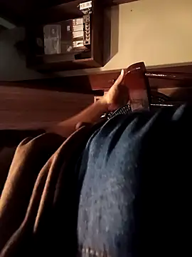 Snapshot of pedro1680 chatting on February 8, 11:52 pm pedro1680 online show from February 8, 11:52 pm