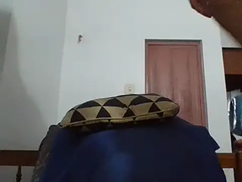Snapshot of tarzanforsky chatting on June 23, 4:27 pm tarzanforsky online show from June 23, 4:27 pm