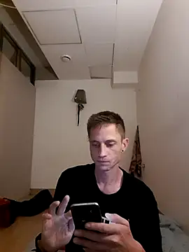 Snapshot of sanderson83 chatting on September 15, 2:00 am sanderson83 online show from September 15, 2:00 am