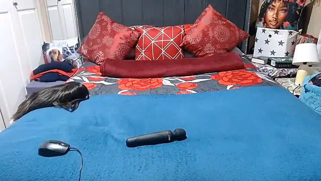 BUSTYDEE online show from June 12, 5:56 pm