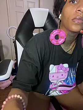 MzParker online show from December 9, 3:54 pm