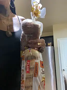 MzParker online show from February 11, 4:23 pm