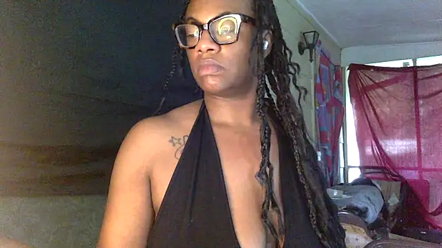 Snapshot of AlexaTheSlut chatting on June 23, 10:08 pm AlexaTheSlut online show from June 23, 10:08 pm