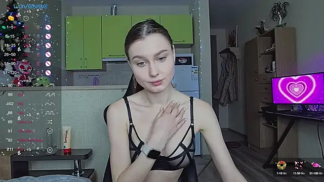 Snapshot of _Sweet_Lilit_ chatting on January 7, 10:43 am  Sweet Lilit  online show from January 7, 10:43 am
