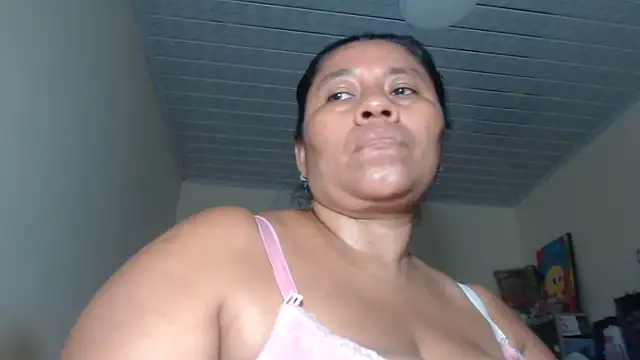 adrixxx38 online show from November 10, 5:50 am