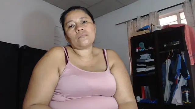 Snapshot of adrixxx38 chatting on February 5, 9:08 pm adrixxx38 online show from February 5, 9:08 pm