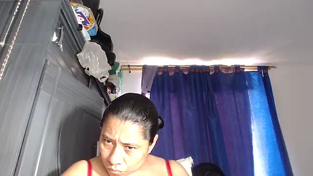 adrixxx38 online show from March 27, 2:39 pm