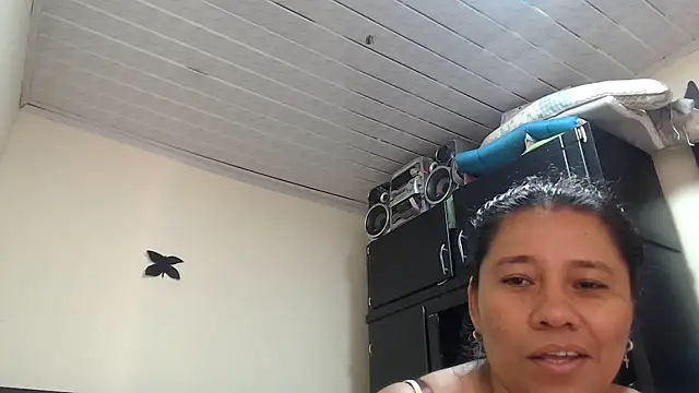 adrixxx38 online show from May 12, 9:23 pm