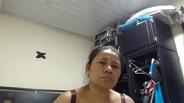 adrixxx38 online show from May 17, 6:11 am