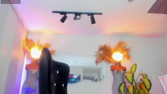 Angel Peach online show from October 27, 2:10 pm