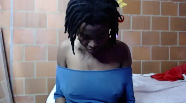 Snapshot of Magaharper10 chatting on February 18, 10:36 pm Magaharper10 online show from February 18, 10:36 pm