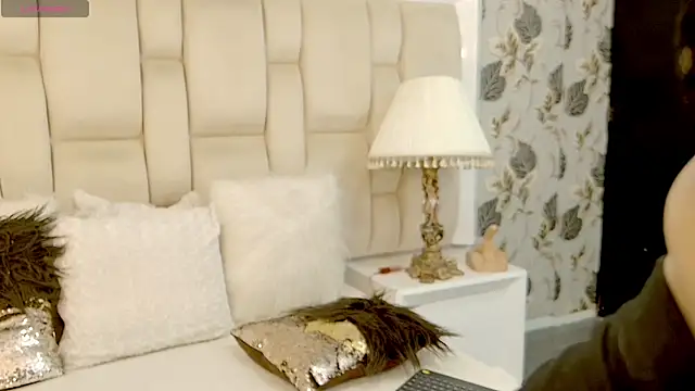 zarahdivousi online show from September 25, 3:38 pm