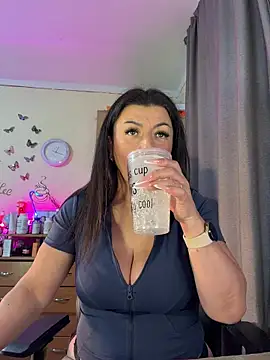 Hotangel75 online show from March 6, 9:06 am