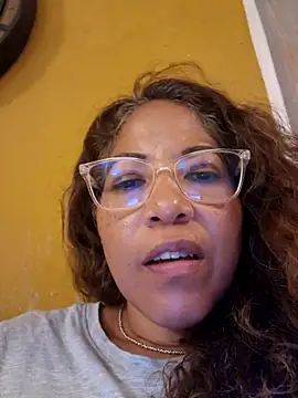 Snapshot of mila38 chatting on November 25, 9:37 pm mila38 online show from November 25, 9:37 pm